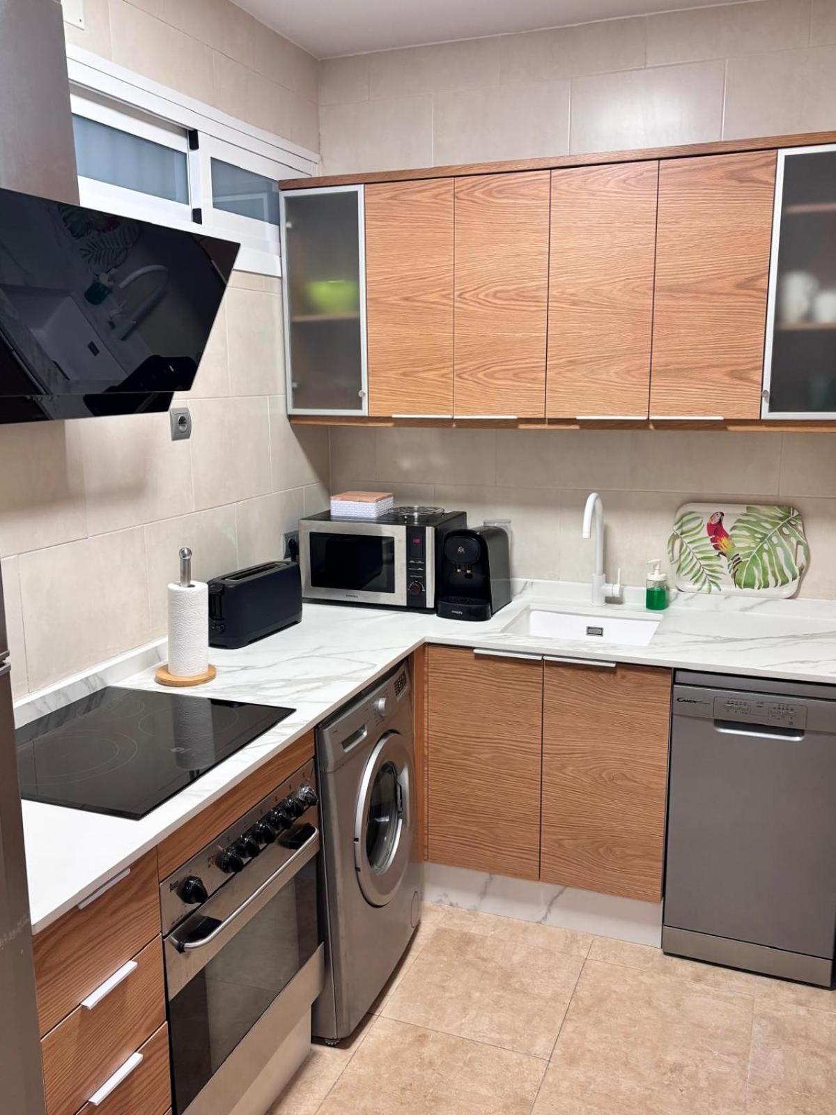 Apartamento Primera Linea De Playa Paseo Maritimo Perla 5 Fuengirola Esterno foto